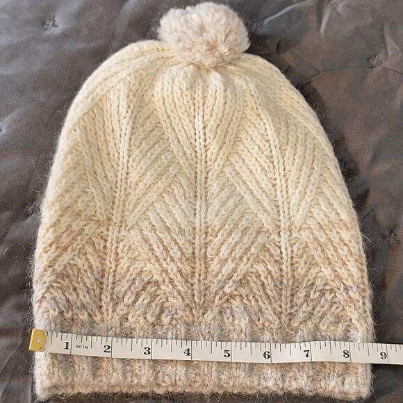 Lauren Ralph Lauren Beanie Women's Cream Grey Wool Mohair Outdoor Lightweight - Picture 2 of 5